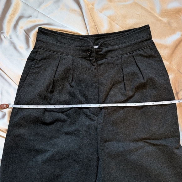URBAN Outfitters Pleated Front High Wasted Charcoal Grey Trouser Pants Womens 4 - Picture 13 of 13